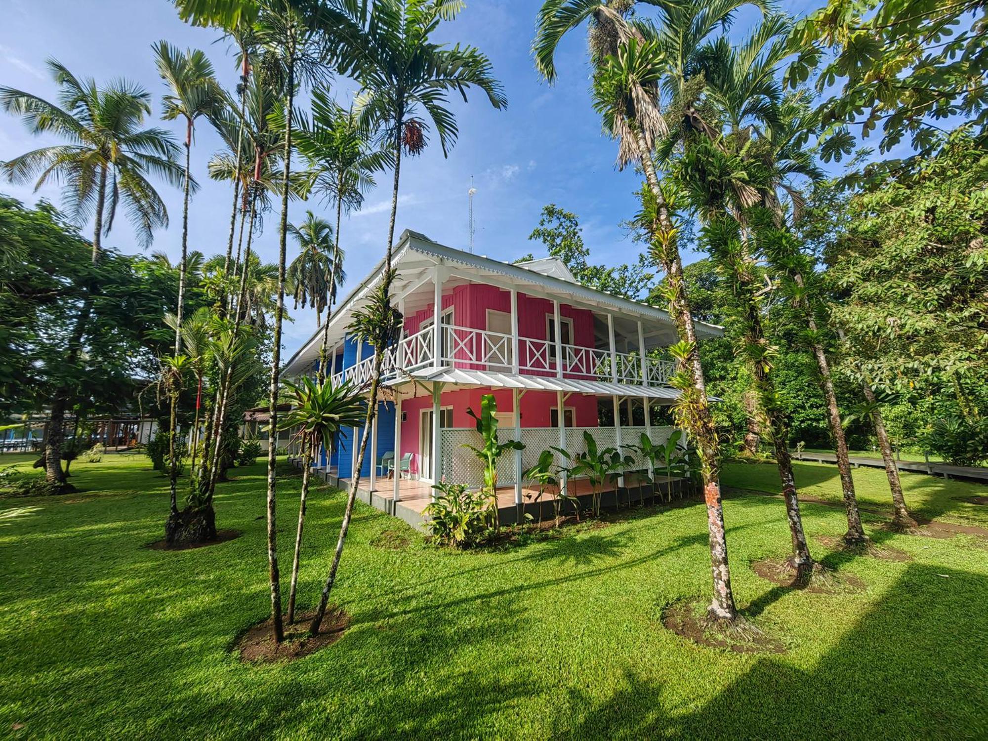 Tortuga Lodge & Gardens By Boeena Тортугеро Экстерьер фото